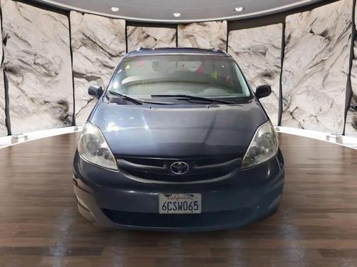 2008 Toyota Sienna XLE Limited