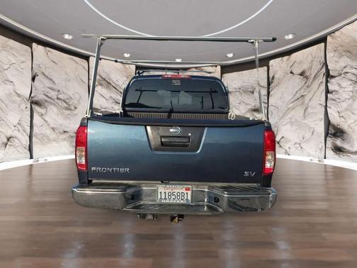 Blue 2013 Nissan Frontier SV