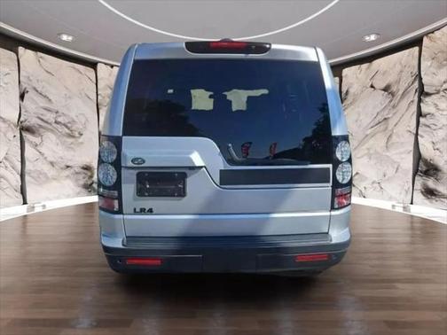 2016 Land Rover LR4 Base