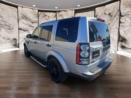 2016 Land Rover LR4 Base