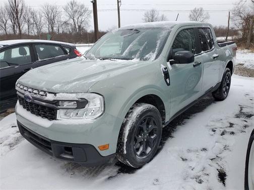 CACTUS GRAY 2024 Ford Maverick XLT Truck