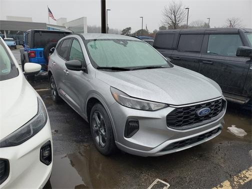 2023 Ford Escape ST-LINE