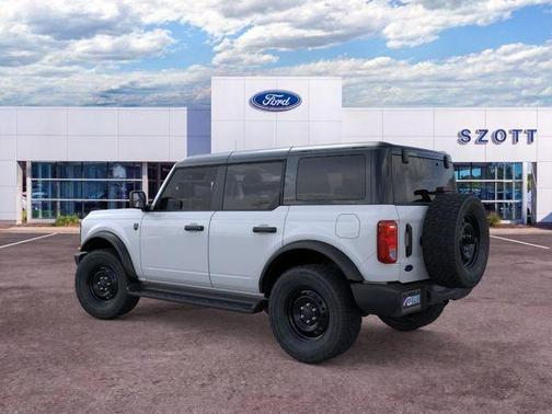 Oxford White 2026 Ford Bronco Big Bend