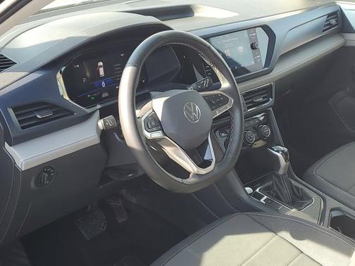 Platinum Gray Metallic 2024 Volkswagen Taos 1.5T SE