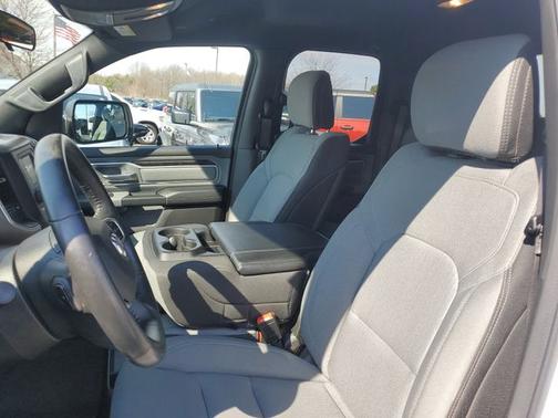 Bright White Clearcoat 2022 RAM 1500 BIG HORN/LONE STAR