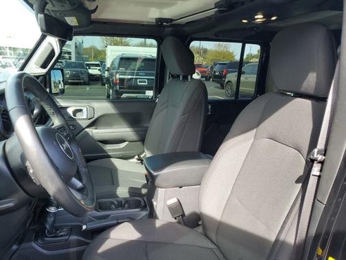Black Clearcoat 2023 Jeep Wrangler BASE