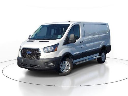 Oxford White 2025 Ford Transit-250