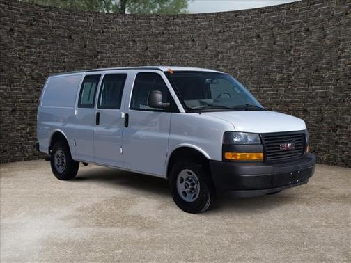 2023 GMC Savana 2500 Work Van