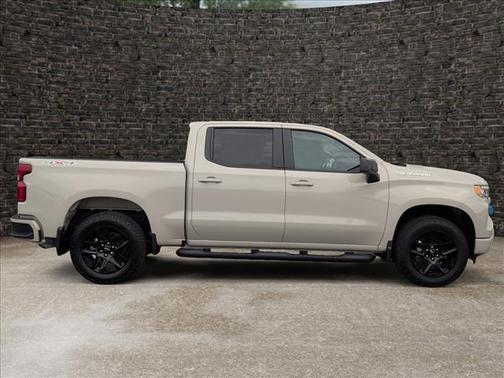 White Sand 2026 Chevrolet Silverado 1500 RST