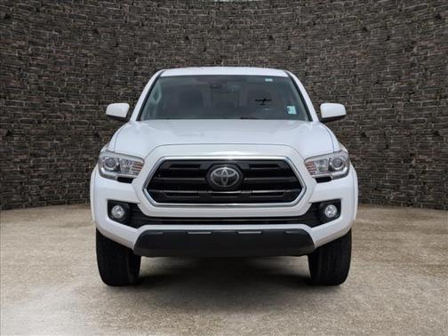Super White 2018 Toyota Tacoma SR5