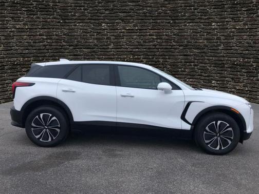 2025 Chevrolet Blazer EV LT
