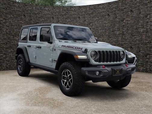 Earl Clearcoat 2024 Jeep Wrangler Rubicon