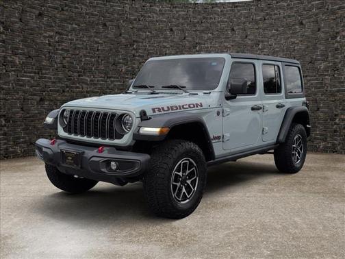 Earl Clearcoat 2024 Jeep Wrangler Rubicon