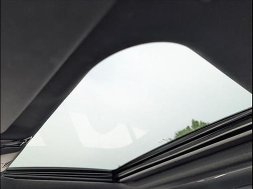 2023 BMW 330e 330e