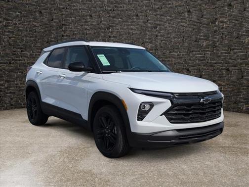 Summit White 2026 Chevrolet Trailblazer LT
