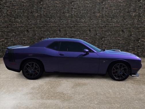 2018 Dodge Challenger 392 Hemi Scat Pack Shaker