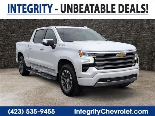 Iridescent Pearl Tricoat 2023 Chevrolet Silverado 1500 High Country