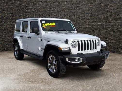 Bright White Clearcoat 2021 Jeep Wrangler Unlimited Sahara