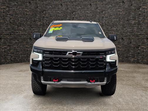 White Sand 2026 Chevrolet Silverado 1500 ZR2