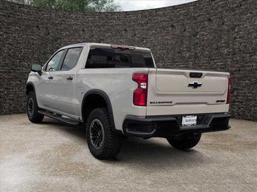 White Sand 2026 Chevrolet Silverado 1500 ZR2