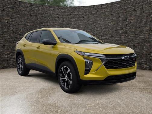 Nitro Yellow 2025 Chevrolet Trax 1RS