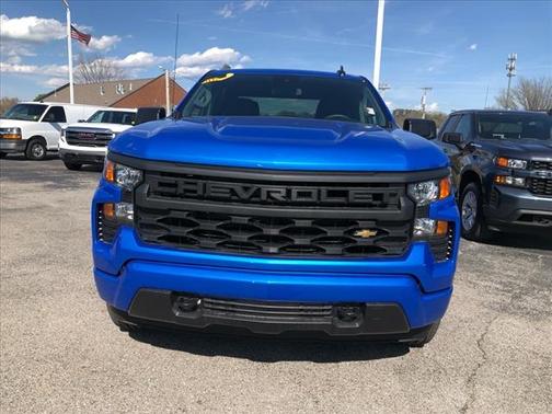 2025 Chevrolet Silverado 1500 Custom
