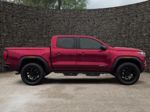 2024 GMC Canyon AT4