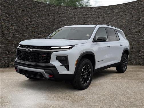 Polar White 2026 Chevrolet Traverse Z71