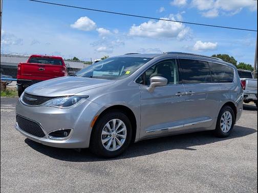 2019 Chrysler Pacifica Touring-L