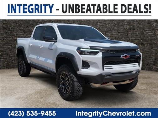 Summit White 2024 Chevrolet Colorado ZR2