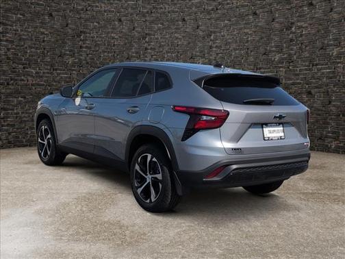 Sterling Gray Metallic 2026 Chevrolet Trax 1RS