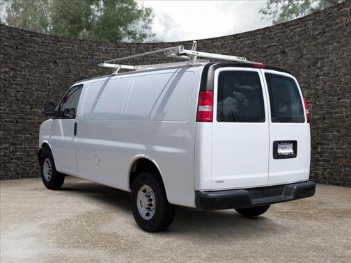 Summit White 2020 Chevrolet Express 2500 Work Van