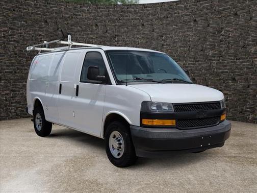 Summit White 2020 Chevrolet Express 2500 Work Van