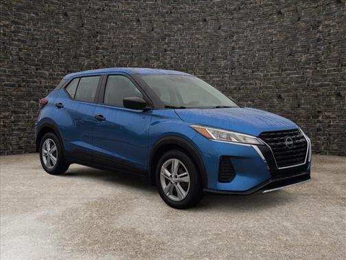 2022 Nissan Kicks S