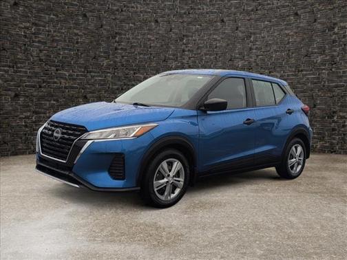2022 Nissan Kicks S