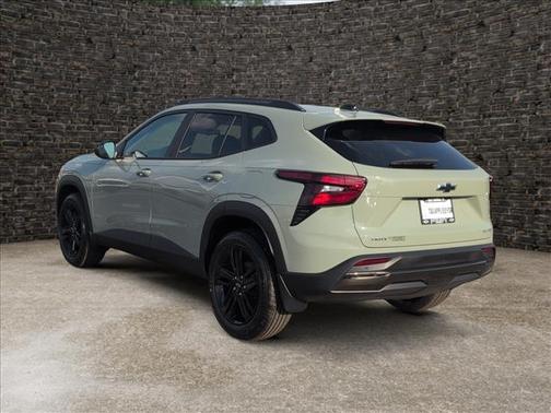 Green 2026 Chevrolet Trax ACTIV