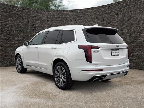 2024 Cadillac XT6 Premium Luxury FWD