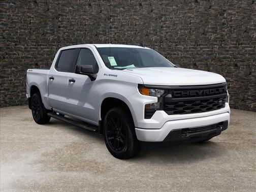 Summit White 2026 Chevrolet Silverado 1500 Custom