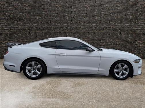 Oxford White 2018 Ford Mustang EcoBoost