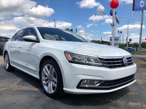2016 Volkswagen Passat 1.8T SEL