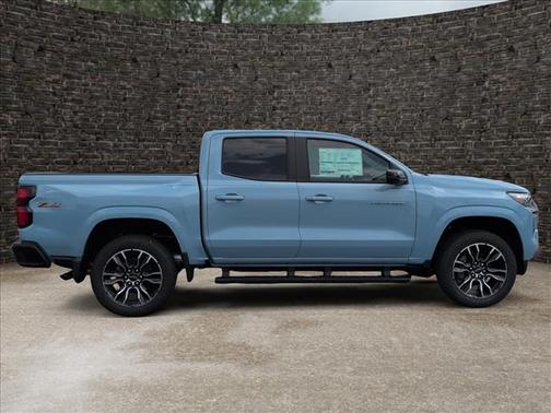 Metallic 2026 Chevrolet Colorado Z71