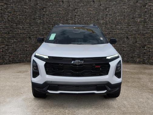 Polar White 2026 Chevrolet Equinox RS