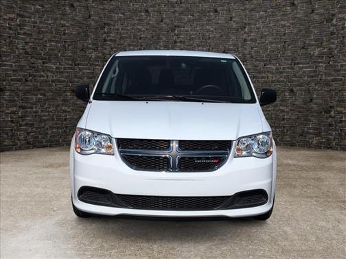White Knuckle Clearcoat 2018 Dodge Grand Caravan SE