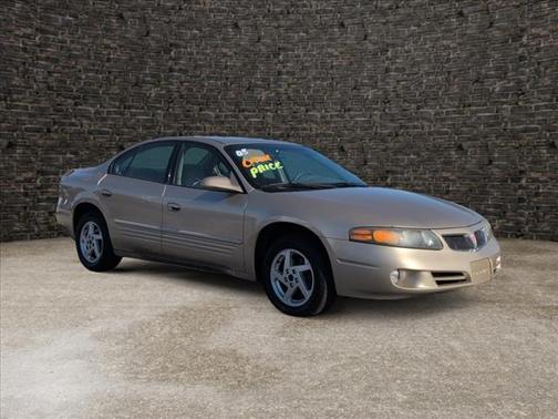 2005 Pontiac Bonneville SE