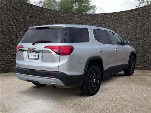Quicksilver Metallic 2019 GMC Acadia SLE-1