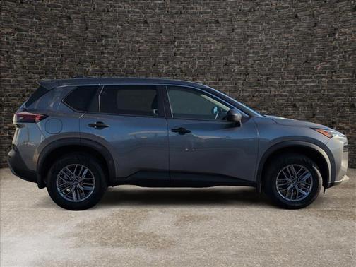 2022 Nissan Rogue S