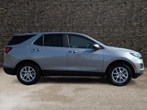 Sterling Gray Metallic 2023 Chevrolet Equinox 2LT