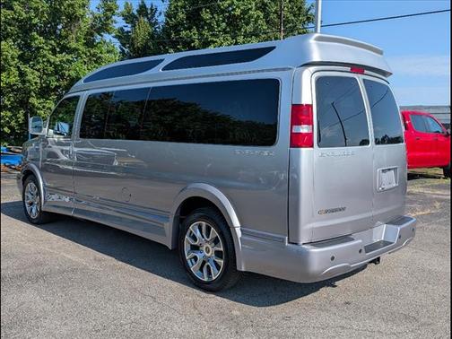 2025 Chevrolet Express 2500 Work Van