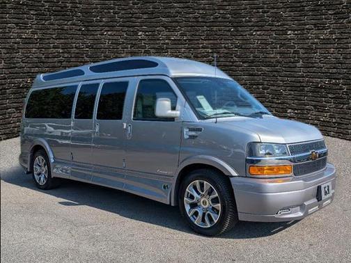 2025 Chevrolet Express 2500 Work Van