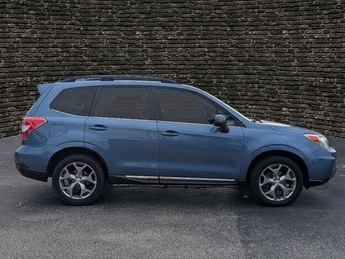 2016 Subaru Forester 2.5i Touring